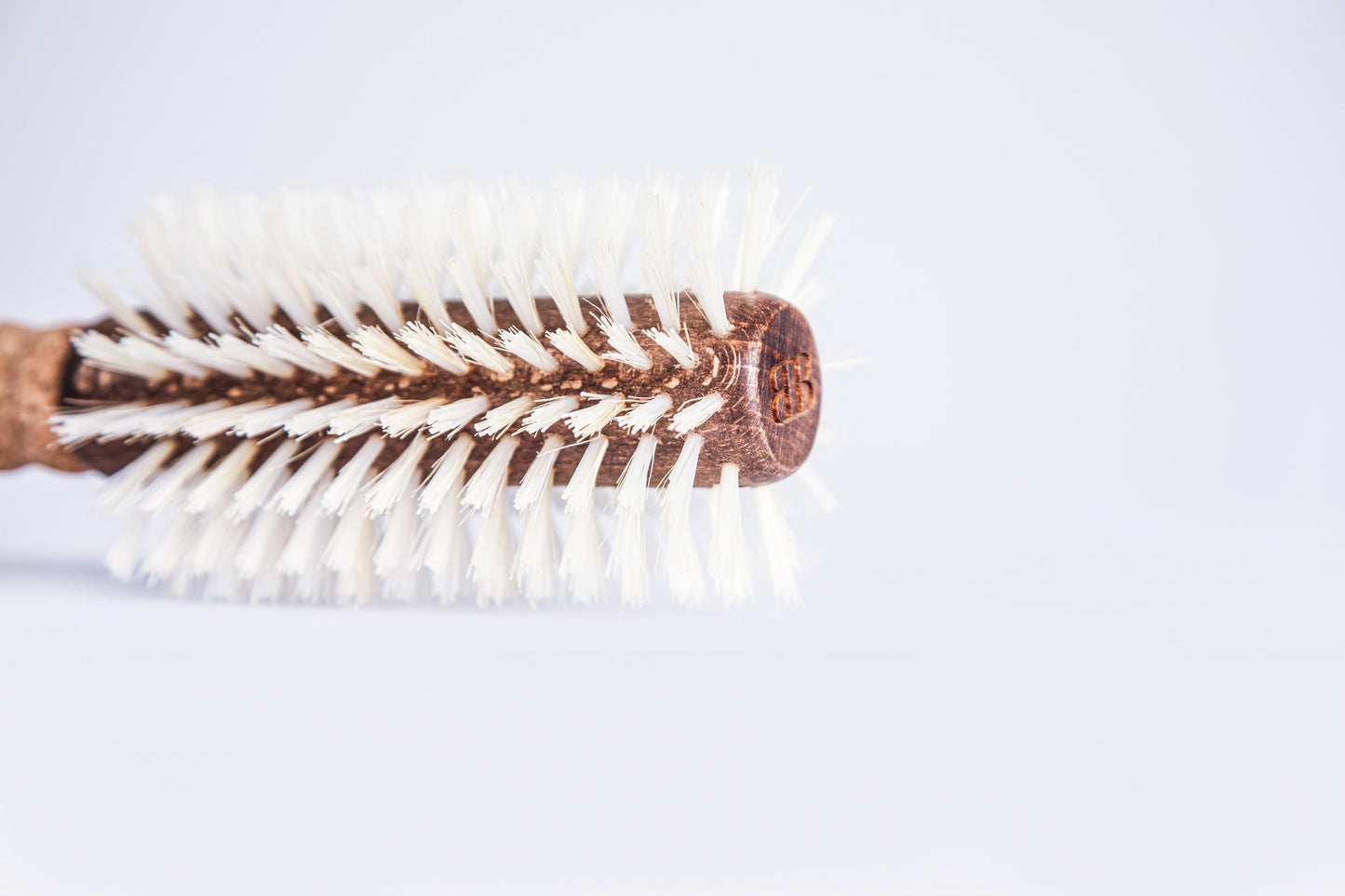 Grande brosse ronde en poils de sanglier Blonde